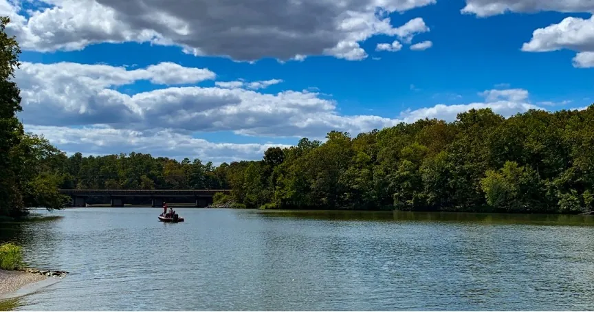 Lay Lake