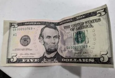 Man Amazed After Being Advised Value of Rare $5 Bill Find Could 'Skyrocket'