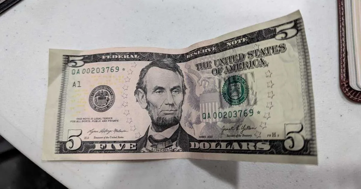 Man Amazed After Being Advised Value of Rare $5 Bill Find Could 'Skyrocket'